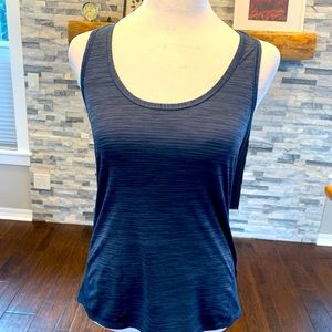 Athleta workout top size S